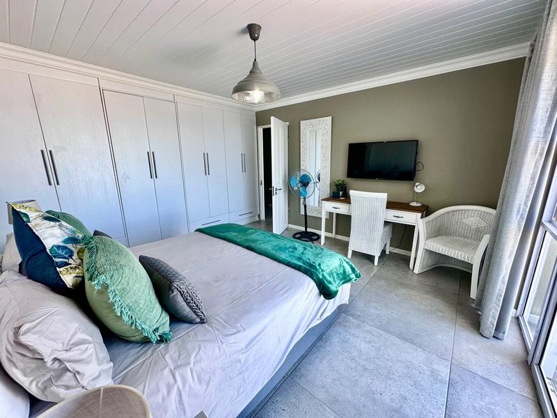 To Let 4 Bedroom Property for Rent in Pinnacle Point Golf Estate Western Cape